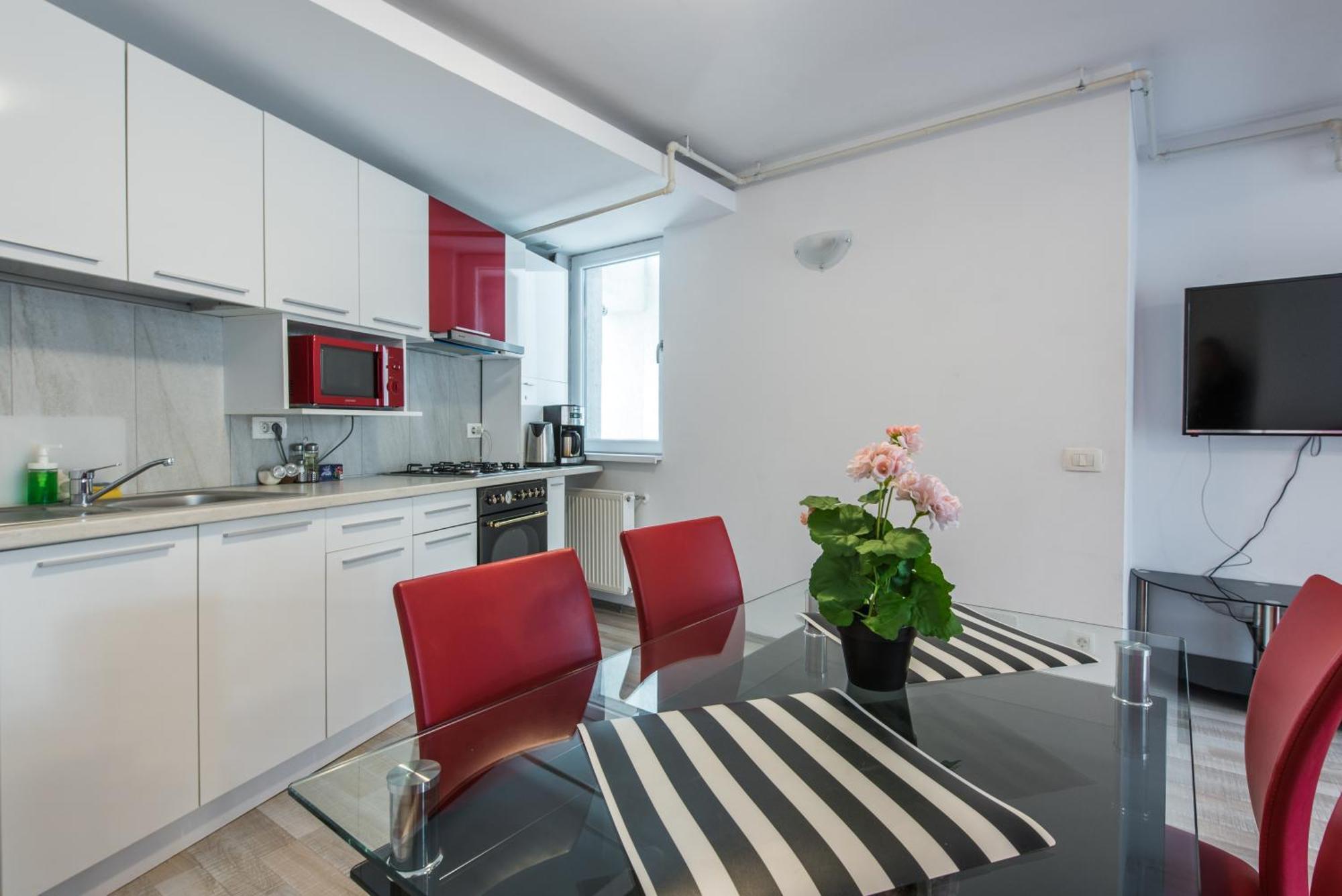 Bucharest Central Apartments - Shabbat Friendly Eksteriør billede